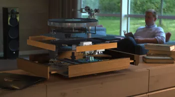 AU COEUR DES MACHINES