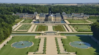 VAUX-LE-VICOMTE