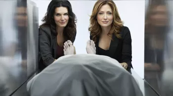 RIZZOLI & ISLES