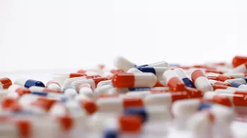 RESISTANCES  AUX ANTIBIOTIQUES