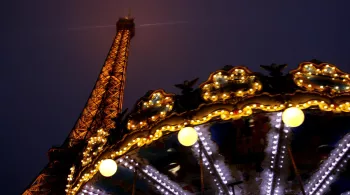 PARIS EST UNE FETE