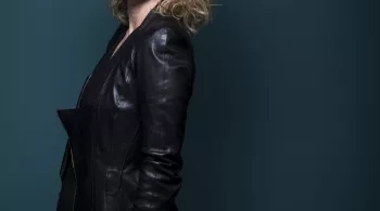 Caroline Roux