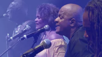 KASSAV AU ZENITH