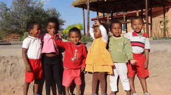 Zazakely, enfants de Madagascar