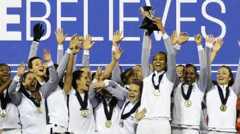 FOOT FEMININ -  MATCH AMICAL : PAYS-BAS / FRANCE EN DIRECT SUR REUNION 1ERE