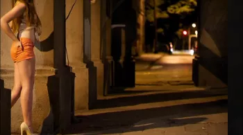 Prostitution, le prix des larmes