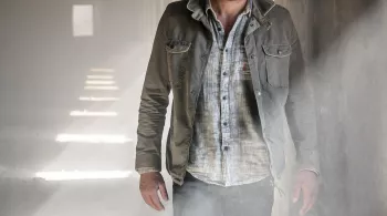 ALEX HUGO 7