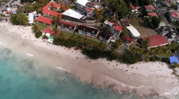 lLES ANTILLES LES NOUVEAUX VOYAGEURS