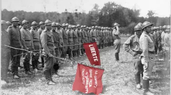 Soldats Russes à La Courtine