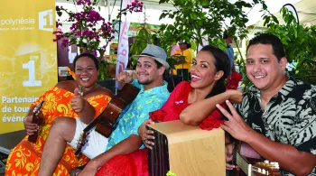 LA BRINGUE LIVE RADIO ET FARE MA'OHI À HUAHINE
