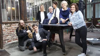 Les artisans et Eglantine Emeye © François Roelants