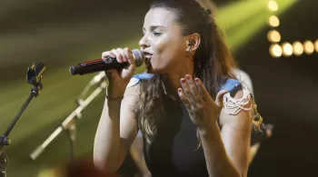 BLACK BOX SESSIONS SAISON 1- TINE POPPY EN CONCERT