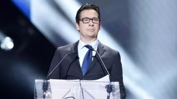  LAURENT GERRA, LE MIROIR DE SON EPOQUE