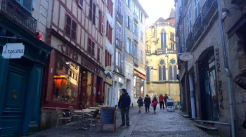 Bayonne