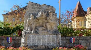 Le monument aux morts de Morteau / © P. Sulocha