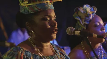 UN JOUR EN FÊTE... NWEL AUX ANTILLES