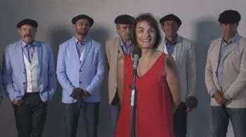 Anne Etchegoyen et le chœur d'hommes Aizkoa