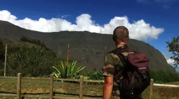 CHRONIQUES D'URGENCE : LA RÉUNION