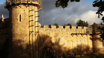 GUEDELON