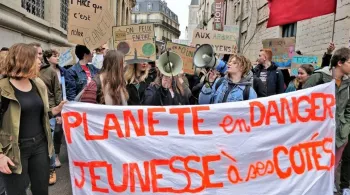 Manif à Dijon pour le Climat - Photo Lucie Martin F3 BFC