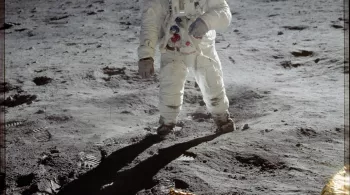 APOLLO 11