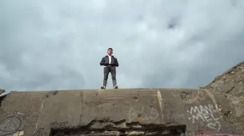 Louis sur un blockaus
