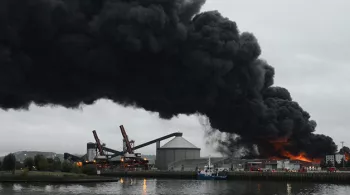 Editions spéciales : important incendie à l'entreprise Lubrizol, classée SEVESO