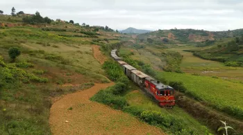ARCHIPELS : MADAGASCAR, LE PETIT TRAIN DES HAUTES TERRES