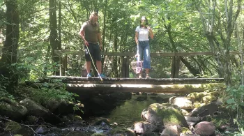 C'est là ! Dans l'eau du Morvan © Hanami