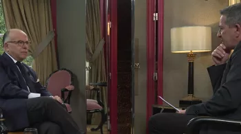 Bernard Cazeneuve, invité de Dimanche en politique 