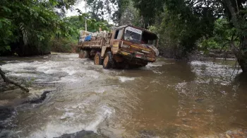 LES ROUTES DE L'IMPOSSIBLE