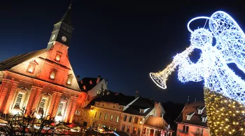 Les Lumières de Noël - Montbéliard, marché et temple