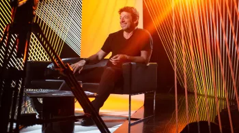 PATRICK BRUEL ENTRE LES LIGNES
