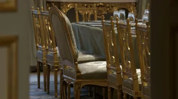 NOTRE HISTORE EST POLITIQUEELYSEE, LA SOLITUDE DU POUVOIR
