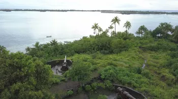 A L’AUTRE BOUT DE LA GUERRE