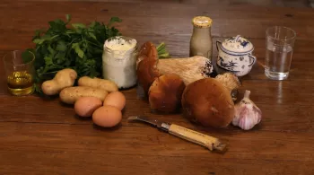 Les ingrédients pour réaliser une tourte aux cèpes 