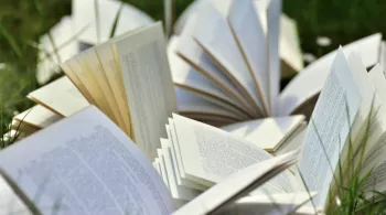 France Télévisions aime le livre © Creative Commons