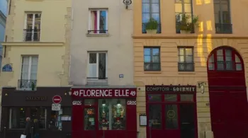 PARIS