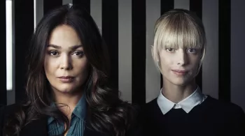 ASTRID & RAPHAELLE S01
