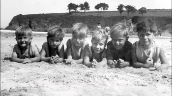 enfants orphelins 