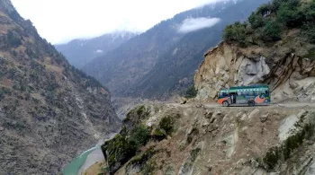 LES ROUTES DE L'IMPOSSIBLE