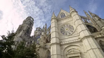 LES 100 LIEUX QU'IL FAUT VOIR