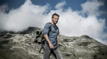 ALEX HUGO : LA MORT OU LA BELLE VIE