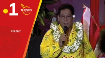 Perete'i avec le groupe Tuanake