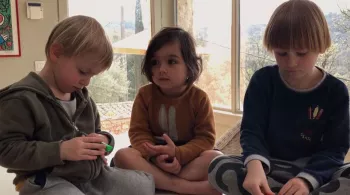 Enfants - 5 regards - Tikkoun
