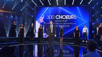 300 CHOEURS CHANTENT DASSIN