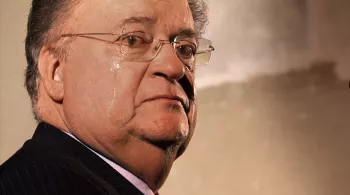 Georges Frêche, ému lors d'un de ses discours