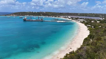Caraïbes, le mensuel : Anguilla & Barbuda