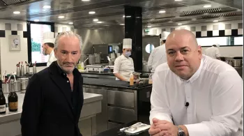 Ça Roule en Cuisine - Alexandre Bader et Arnaud Lallement, crédit FTV