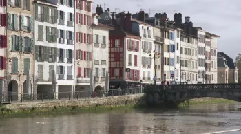 Bayonne